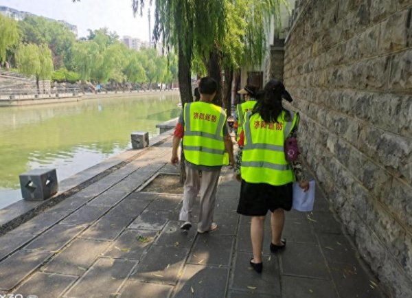 信钰证券 济阳街道济阳大街社区开展常态化巡河护安行动
